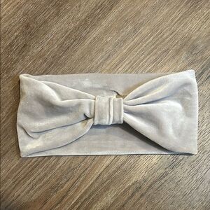 Velvet Gray Winter Headband